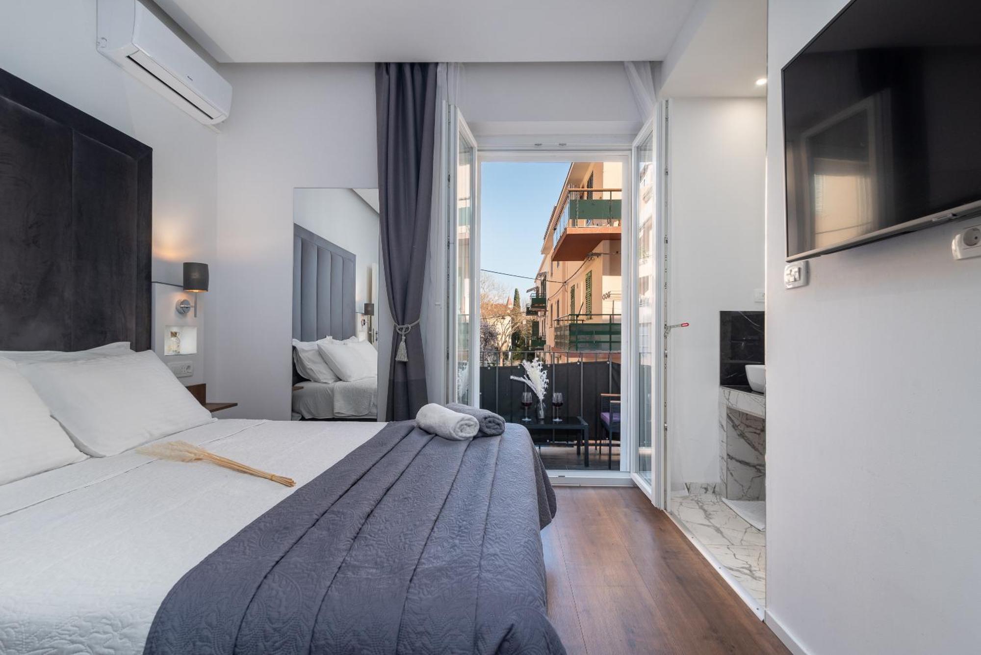 Antares Luxury Rooms 1 Split Kültér fotó